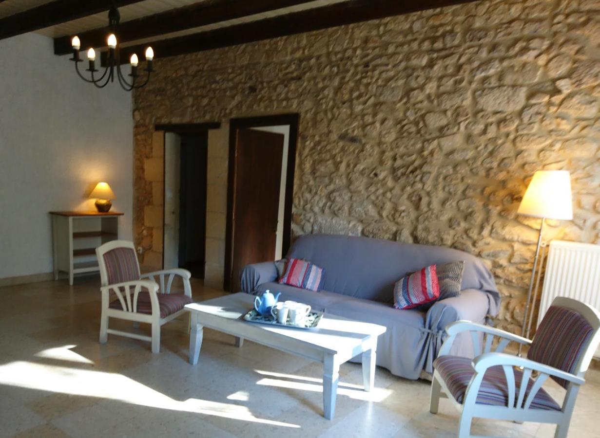 Lembras Du Vert & Du Bon Air - Linge Maison Inclus - Parking Prive Gratuit - Centre Ville Bergerac 10Mn - Domaine Bellevue Cottage En Perigord מראה חיצוני תמונה