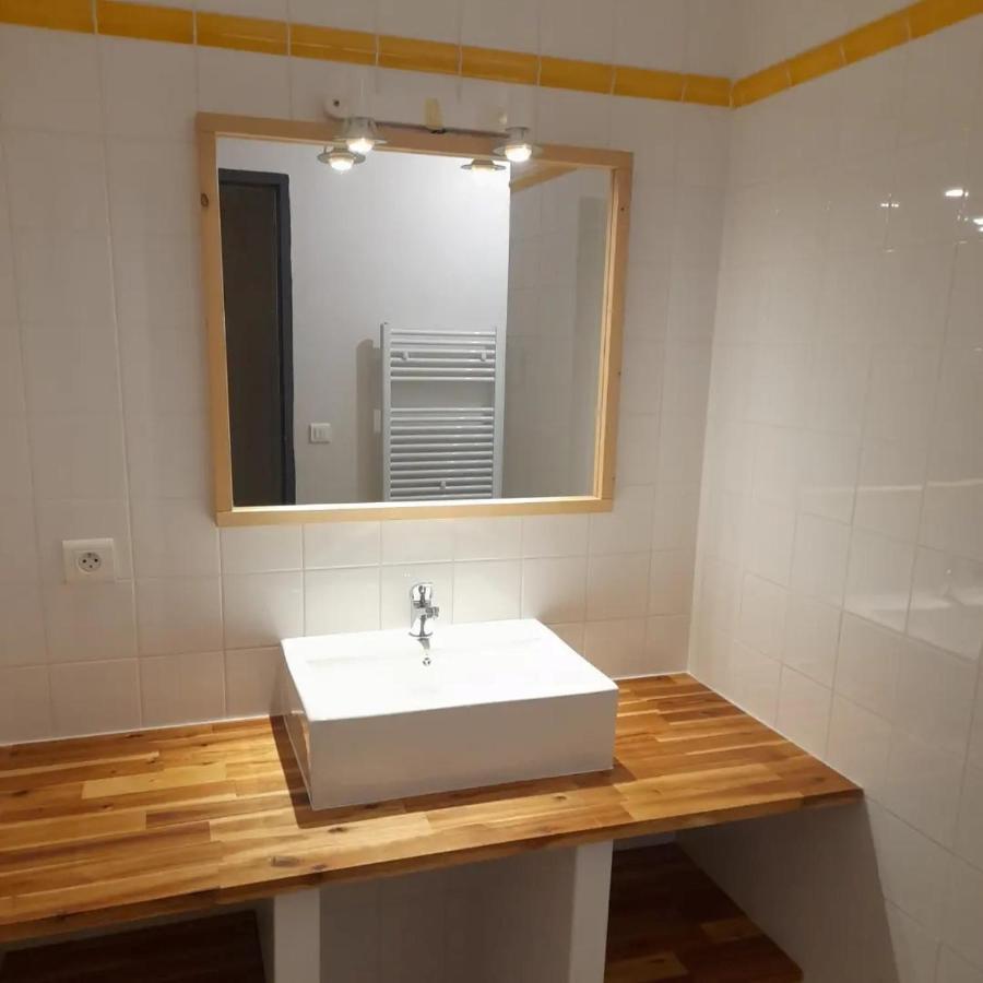 Lembras Du Vert & Du Bon Air - Linge Maison Inclus - Parking Prive Gratuit - Centre Ville Bergerac 10Mn - Domaine Bellevue Cottage En Perigord מראה חיצוני תמונה