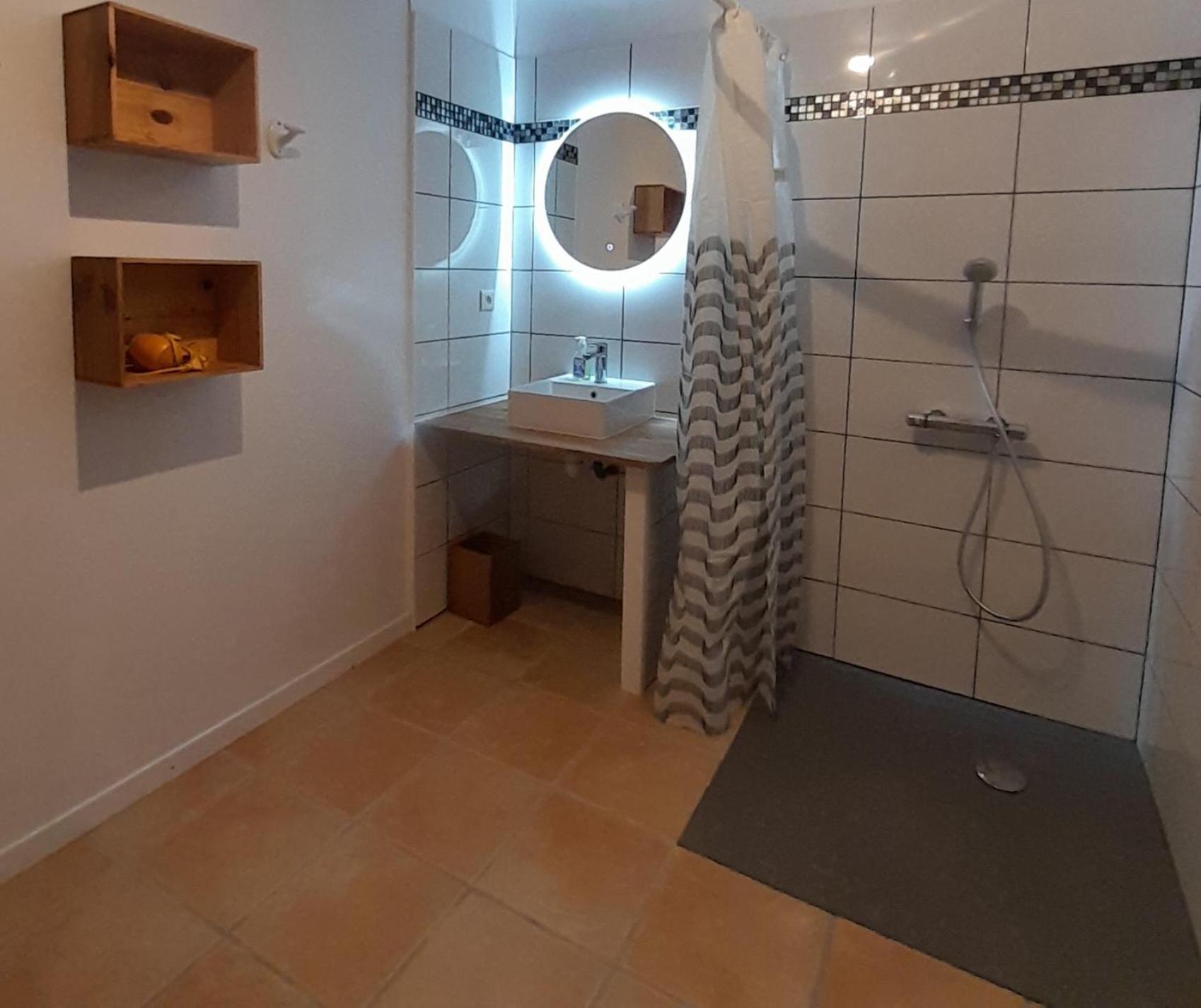 Lembras Du Vert & Du Bon Air - Linge Maison Inclus - Parking Prive Gratuit - Centre Ville Bergerac 10Mn - Domaine Bellevue Cottage En Perigord מראה חיצוני תמונה