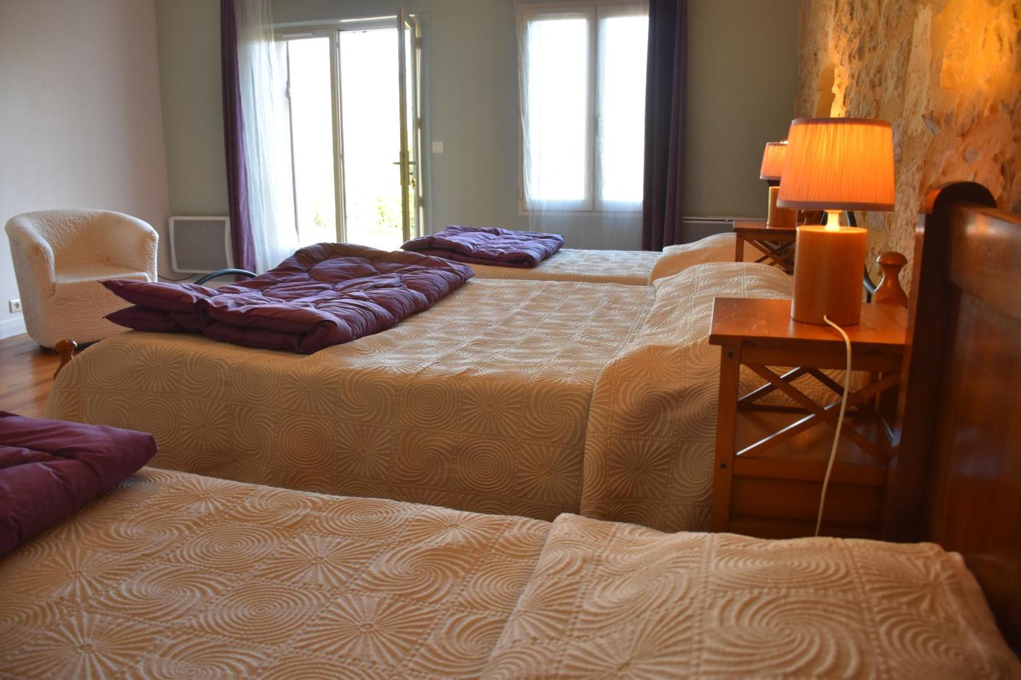 Lembras Du Vert & Du Bon Air - Linge Maison Inclus - Parking Prive Gratuit - Centre Ville Bergerac 10Mn - Domaine Bellevue Cottage En Perigord מראה חיצוני תמונה