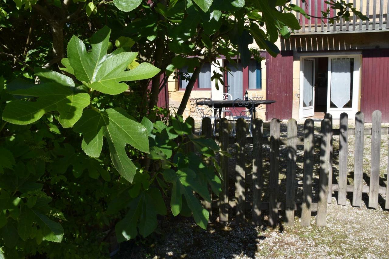Lembras Du Vert & Du Bon Air - Linge Maison Inclus - Parking Prive Gratuit - Centre Ville Bergerac 10Mn - Domaine Bellevue Cottage En Perigord מראה חיצוני תמונה